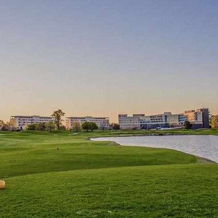 Hilton Pilar Hotel Ngoại thất bức ảnh