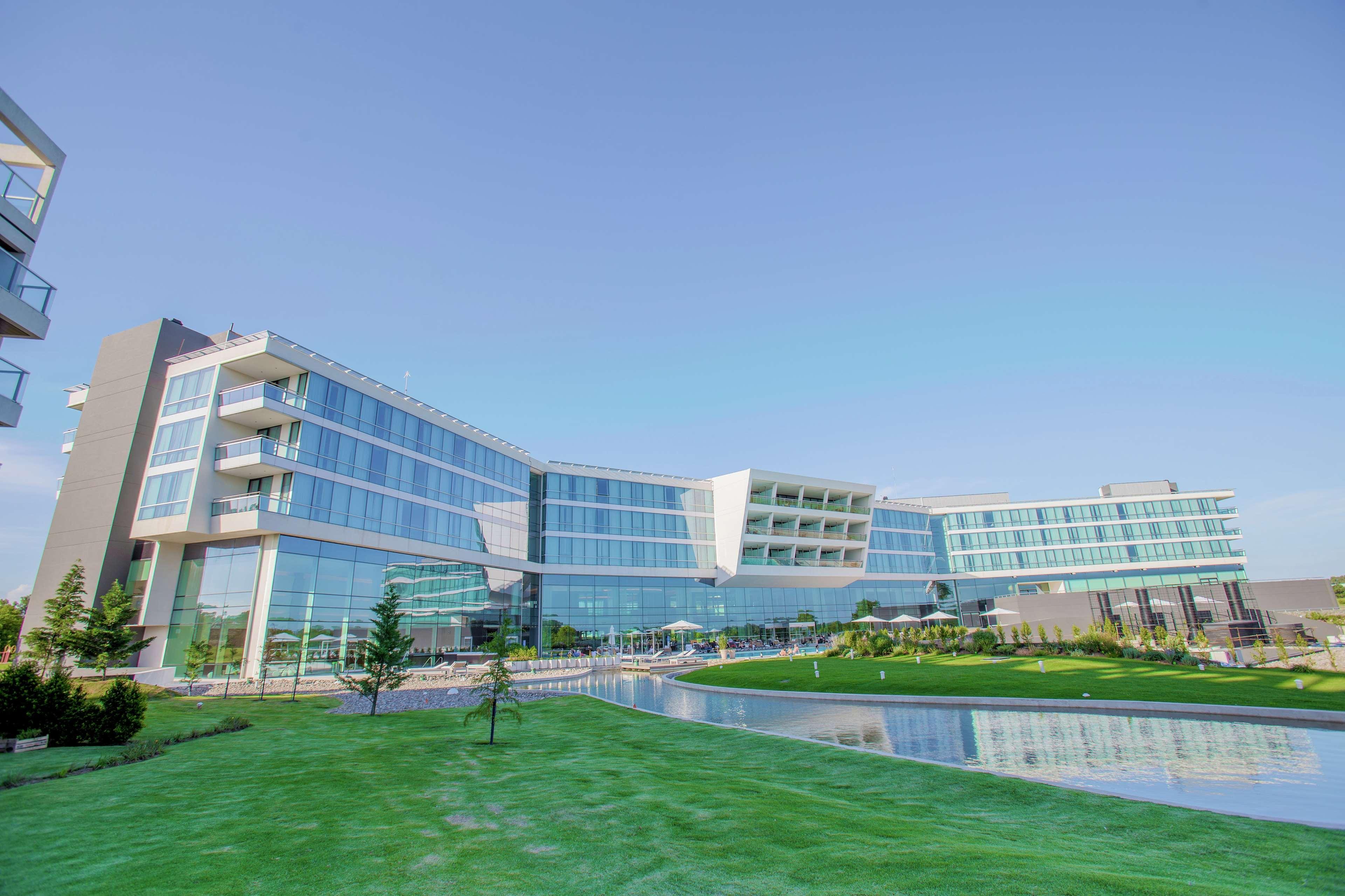 Hilton Pilar Hotel Ngoại thất bức ảnh