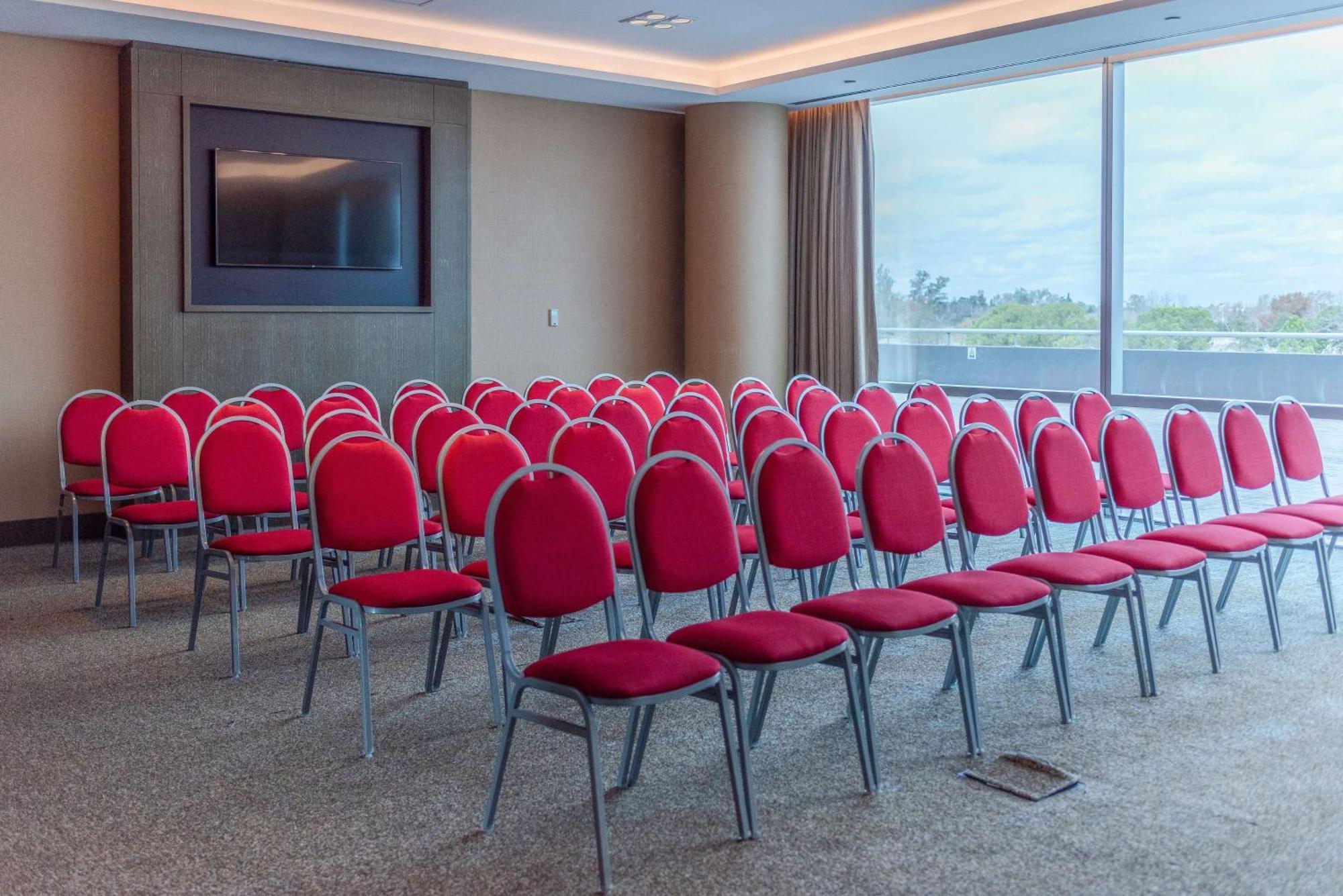 Hilton Pilar Hotel Ngoại thất bức ảnh